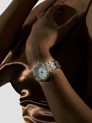 Часы Maurice Lacroix AIKON Quartz 35mm AI1106-PVPD2-170-1